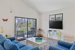 17101 Guest House