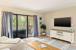 SS Tennis Villa 3212
