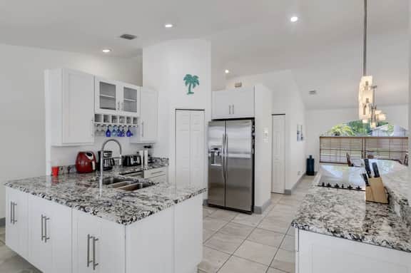 16689 Wellington Lak