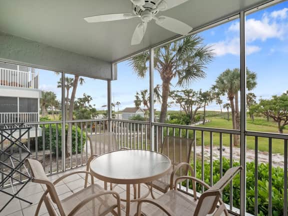 SS Beach Villas 2216