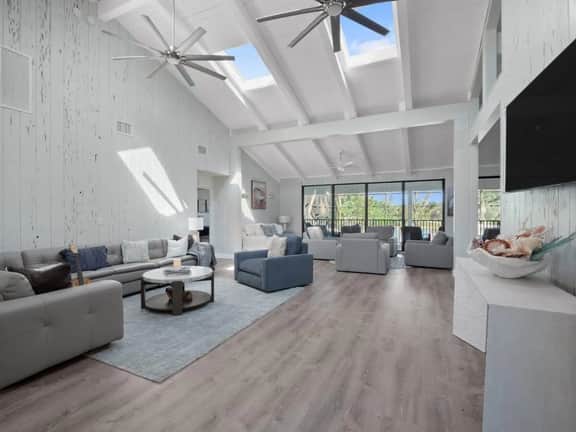 4747 Rue Belle Mer