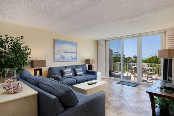 Lighthouse Point 215