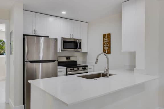 Sanibel Arms B1