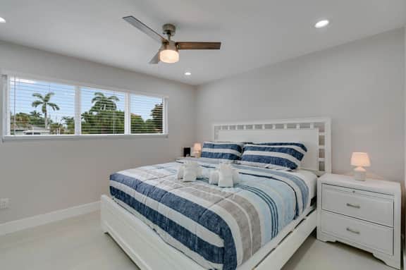 Sanibel Arms B3