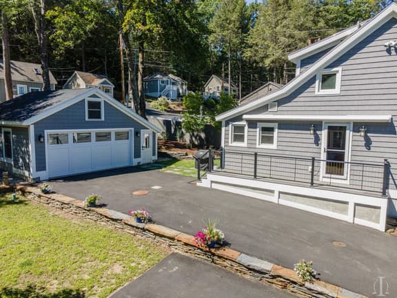 41 South Shore Rd
