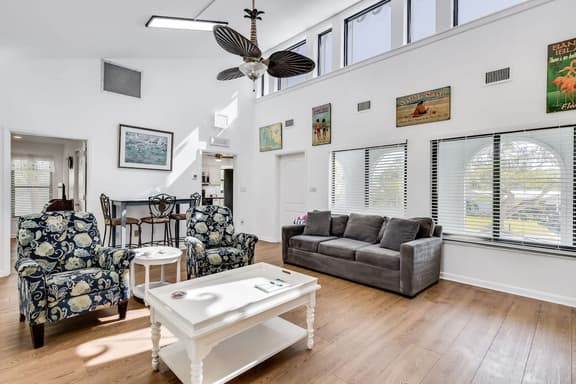 3926 Coquina