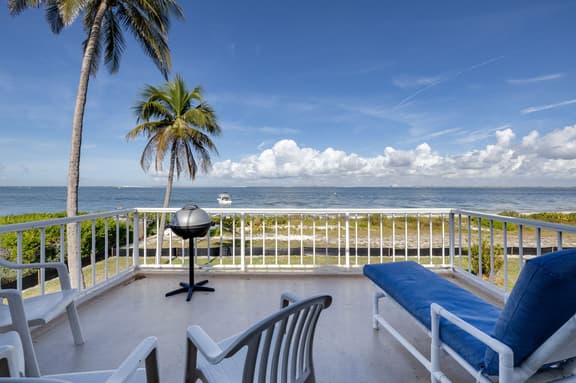 Lighthouse Point 228