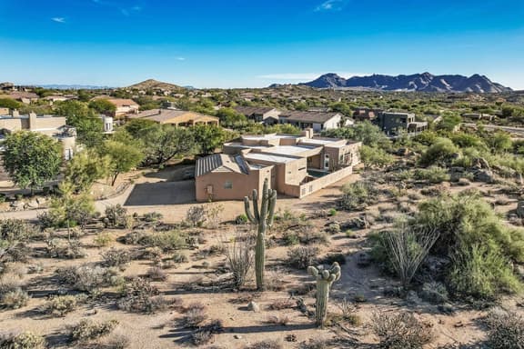 11331 E Dale Ln