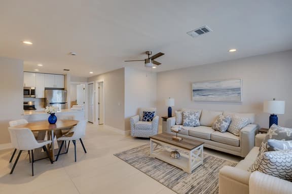 Sanibel Arms C2