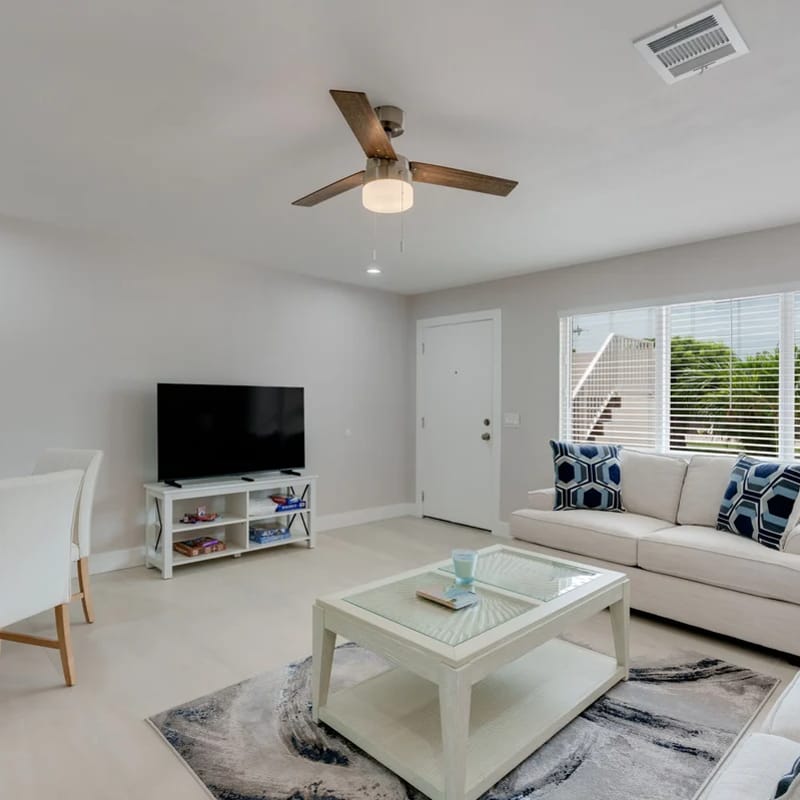 Sanibel Arms B3